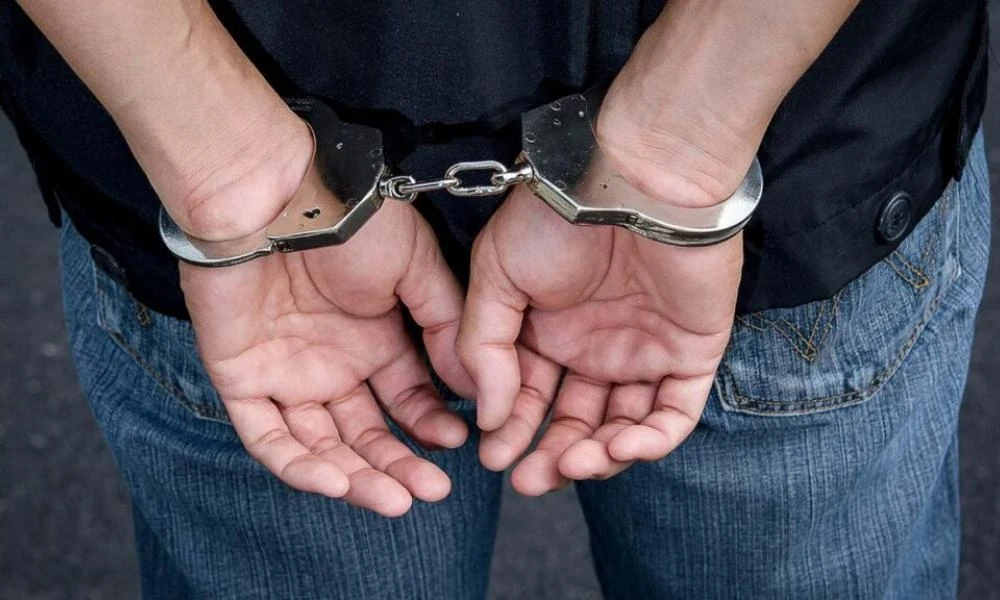 Συνελήφθη 38χρονος μέλος συμμορίας που έκλεβε σπίτια σε Σπάτα και Αρτέμιδα